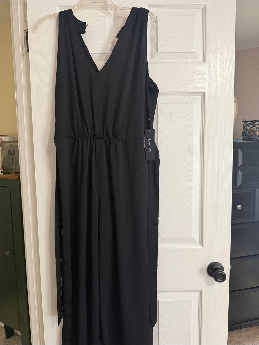 bebe Black V-Neck Sleeveless Maxi Gown